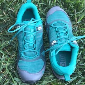 Oboz Lynx low hiking shoes size 6.5 women